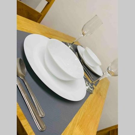 버밍엄 Swansea House 아파트 외부 사진